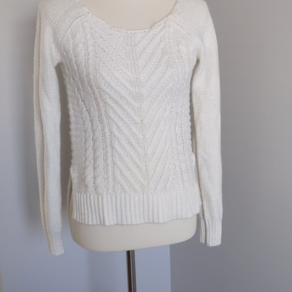 Elle knitted sweater